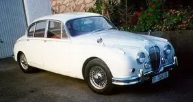 1_Daimler_V8_25.webp