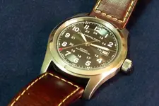 Hamilton Khaki Field.webp Hamilton Khaki Field.webp