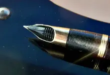 Sheaffer Triumph plumin alimentador.webp