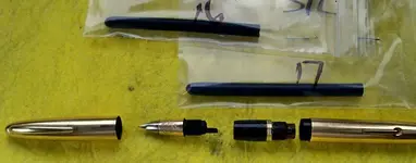 Sheaffer Triumph desmontada antes.webp