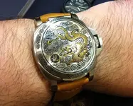 panerai-luminor-sealand-dragon-pam840-wrist2.webp