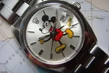 rolex-date-1500-mickey2.webp