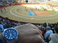 Reloj toros.webp