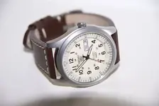 SNZG01K1_Leather.webp