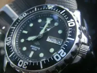 seiko kinetic sports 200 c.webp
