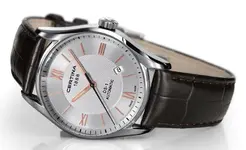 certina-ds-1-automatic-watch-2.webp