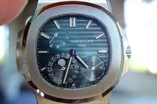 delant patek.webp