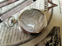 reloj-de-bolsillo-ruso-de-cuerda-antiguo-molnija-excelente-19410-MLM20171532531_092014-F.webp