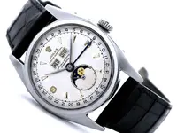 Vintage-Rolex-Swiss-Luxury-Watch.webp