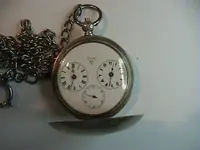reloj 50e.webp