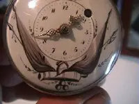 reloj 44c.webp
