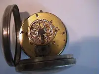 reloj 44f.webp