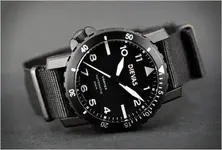 Reloj-Vortex-Tactical-Dive-Dievas-Watch-Company-1-550x373.webp