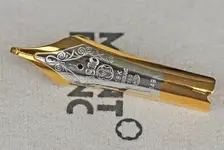 Montblanc Pin Oro 18k 149 Pluma2.webp