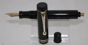 PARKER DUOFOLD NEGRA JR 09.webp