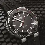 watch_novyie_chasyi_Oris_Aquis_Red_Limited_Edition_1.webp