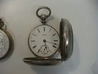 reloj 13e.webp