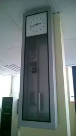 conmutacionReloj.webp