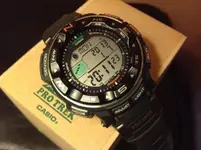 casioprotrek250caucho.webp