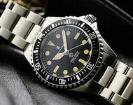 steinhart-ocean-vintage-military-watch.webp