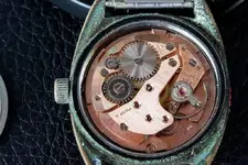CRISTAL WATCH INSIDE.webp CRISTAL WATCH INSIDE.webp