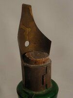 Unique-giant-fountain-pen-bottle-by-Pelikan-1930-3.jpg