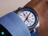omega-bullhead-wrist.webp