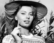 sophia-loren-1368576626_org.webp