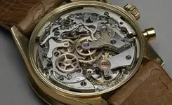 6241_gold_movimento_722-1.webp