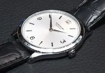 Montblanc-Heritage-Chronometrie-Ultra-Slim-1.webp