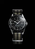 the_omega_seamaster_300_bond_233.32.41.21.01.001_black_background_GOLDNATO.webp