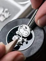 SP_Apollo13_SnoopySilverAward_ProcessStep6.webp