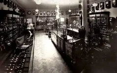Casa Escasany em Buenos Aires interior da loja.webp