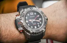 Bulova-Sea-King-Automatic-96B226-Limited-Edition-10.webp