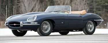 1961_Jaguar_E-Type_Series_I_3.8_Roadster_1.jpg