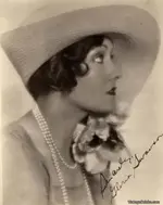 Gloria_Swanson-VintageCelebs-com-00035.webp