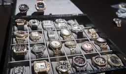 Floyd-Mayweathers-All-White-Car-Collection-Is-Absolutely-Insane-31-1024x601.webp