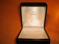 Caja Omega Loewe (2).webp Caja Omega Loewe (2).webp