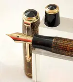 GOLDEN WEB 37 17.webp