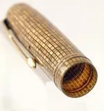 GOLDEN WEB 37 26.webp