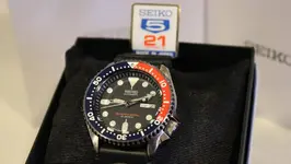 Seiko-SKX009J-10.webp