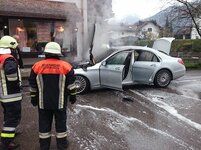 two-weeks-old-mercedes-benz-s-class-catches-on-fire-photo-gallery_3.jpg