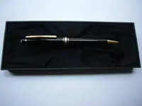 BOLIGRAFO MONTBLANC MEISTERTUCK 005.webp