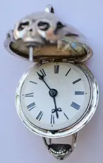 reloj.238.4.webp