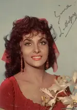 Gina_Lollobrigida-VintageCelebs-com-00075.webp