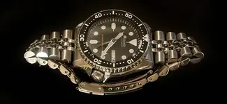 seiko-skx007-bracelet-3.webp