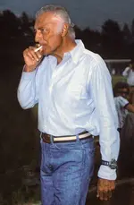 AGNELLI-RELOJ-PUÑO.webp