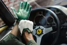 Green_Gloves4-600x400.webp