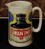 taza swan.webp