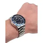gant-w70642-2.webp